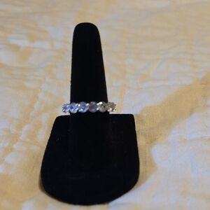 Elegant Silver Women's Ring